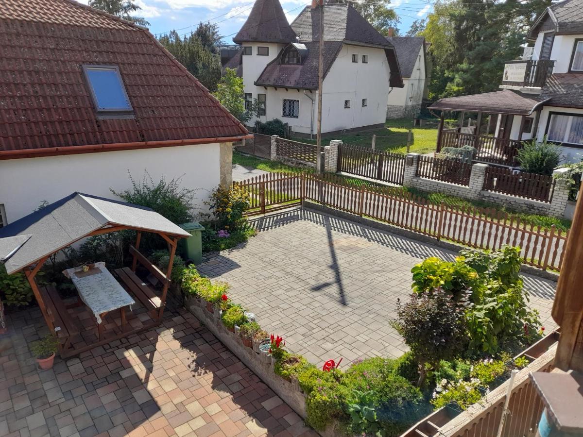 Апартаменты Harmonia Vendeghaz 100 Meterre Az Igali Gyogyfuerdotol Экстерьер фото